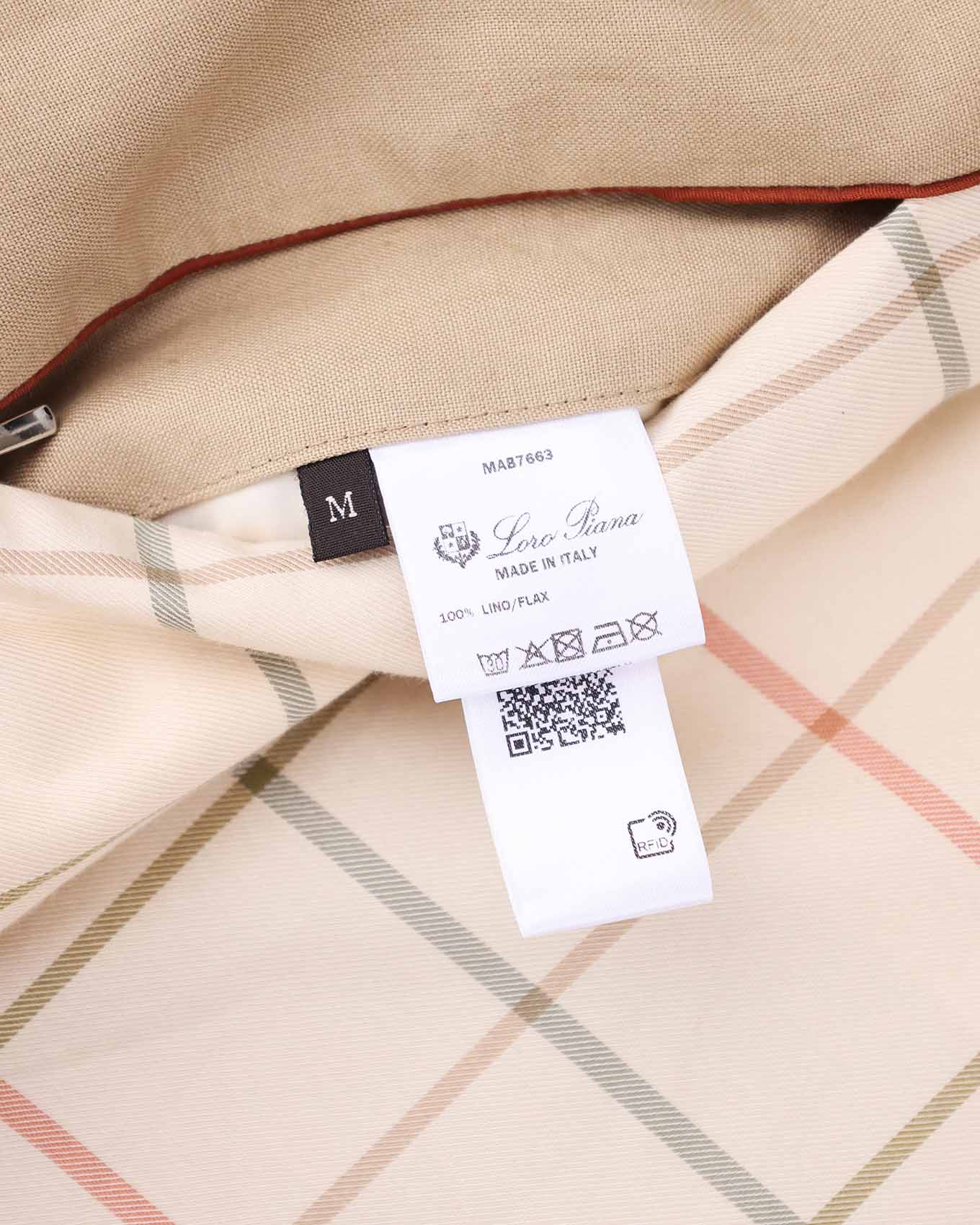 Loro Piana Beige Linen Zip Up Jacket | ELUXE STORE Elegance du luxe
Brand: Loro Piana
Size: M
Collection and Year: Spring Summer 2024
Condition: New, never used