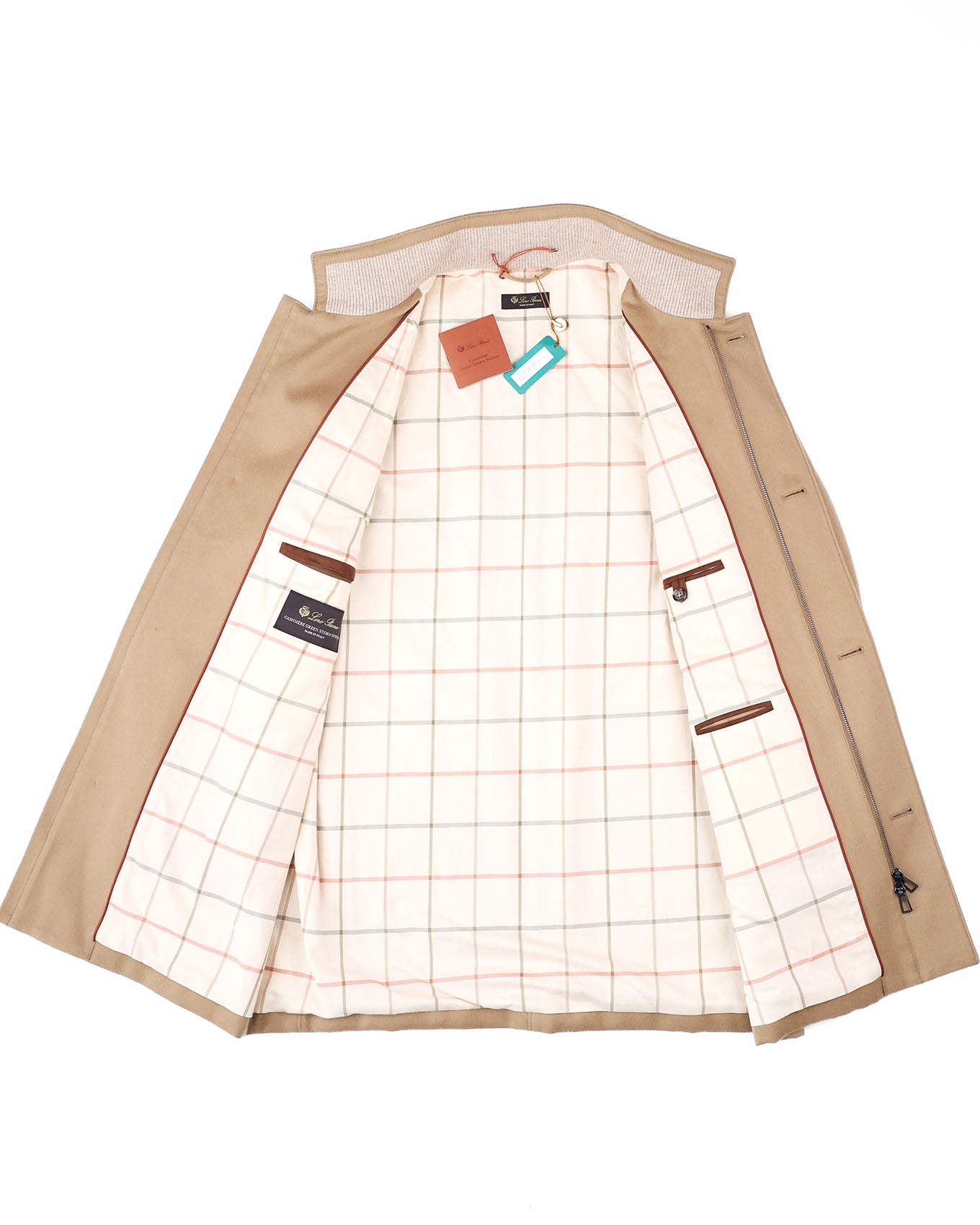 Loro Piana Norton Cashmere Green Storm System Coat | ELUXE STORE Elegance du luxe
Brand: Loro Piana
Size: M
Collection and Year: Fall Winter 2024
Condition: New, never used