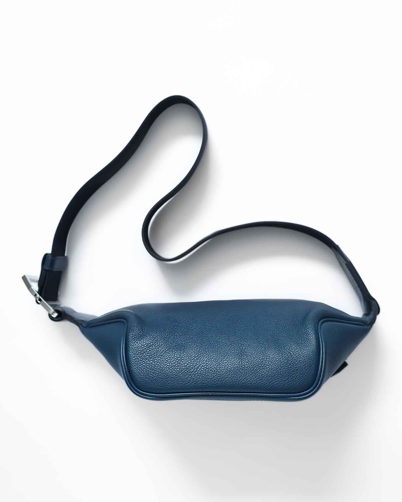 Bottom view Hermès Blue de Malte Cityslide Waistbag PM 2018