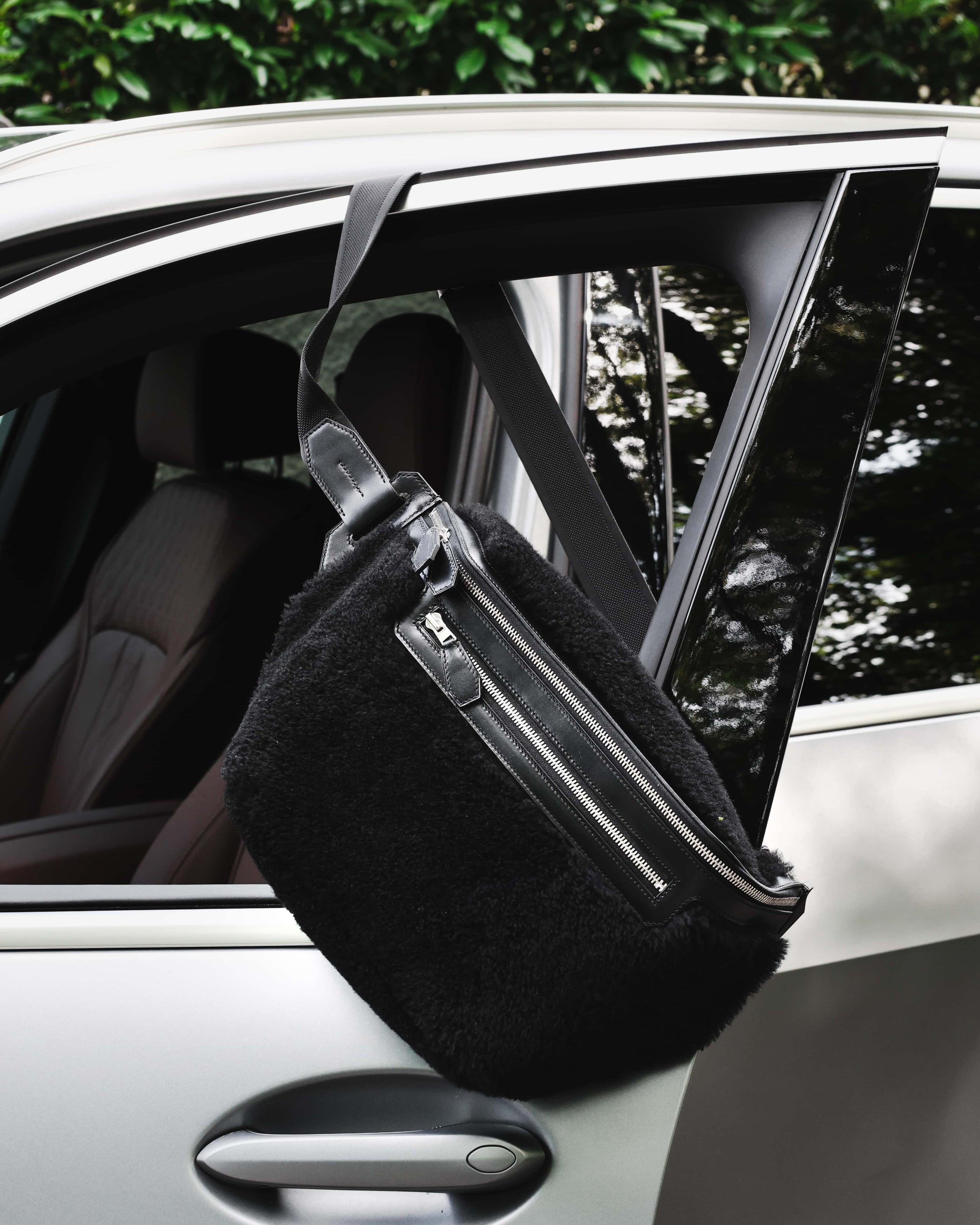 Authentic Hermes Shearling Black Runway Cityslide Waistbag Travel Bag for sale | ELUXE STORE Elegance du Luxe