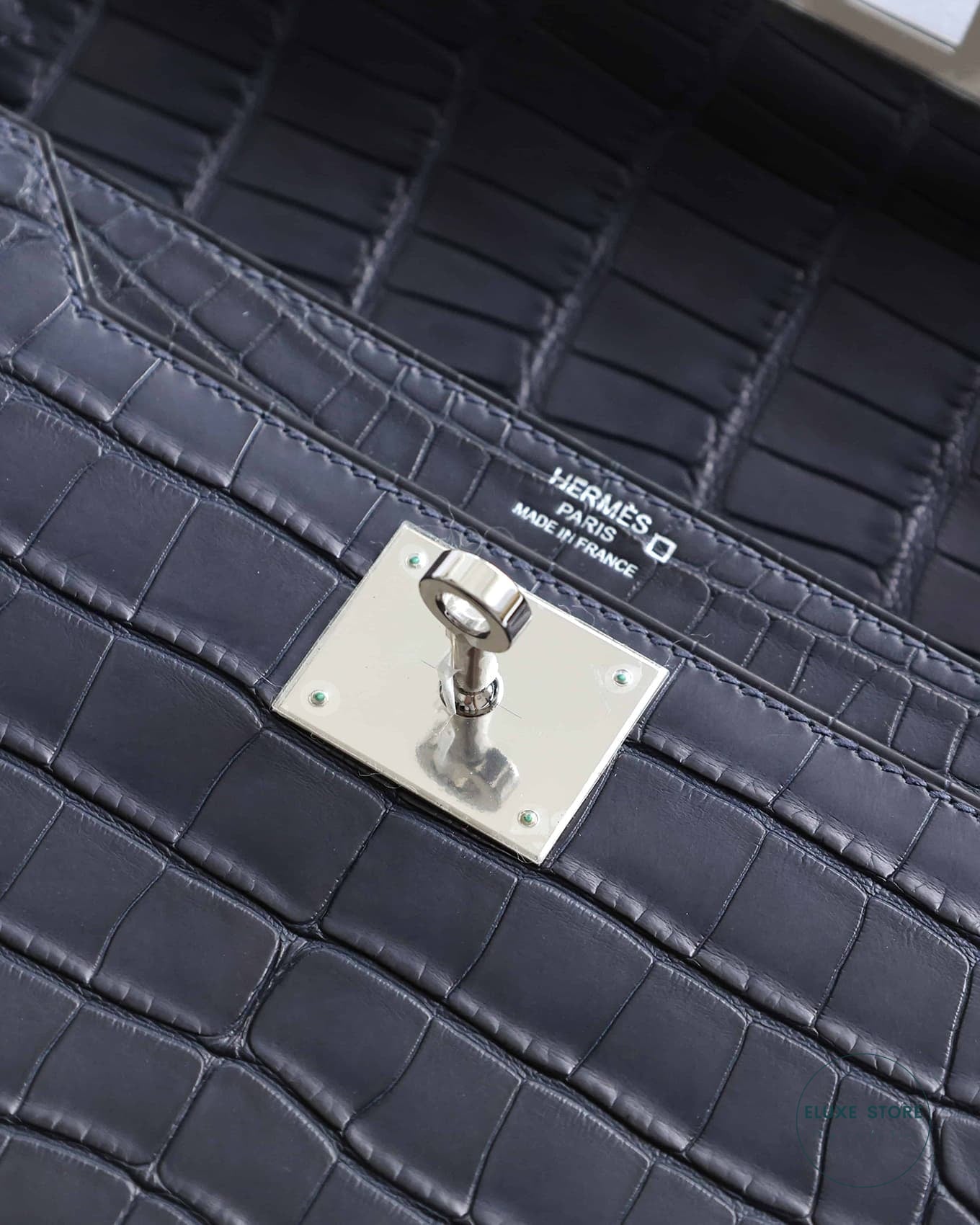 Hermès Kelly Depeche 25 Blue Nuit Matte Alligator Pochette Crocodile Skin Clutch Bag | ELUXE STORE