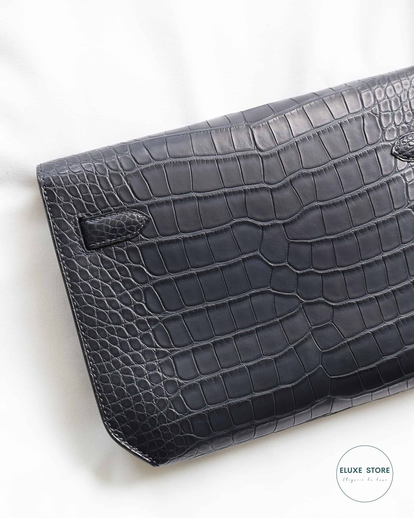 Hermès Kelly Depeche 25 Blue Nuit Matte Alligator Pochette Crocodile Skin Clutch Bag | ELUXE STORE