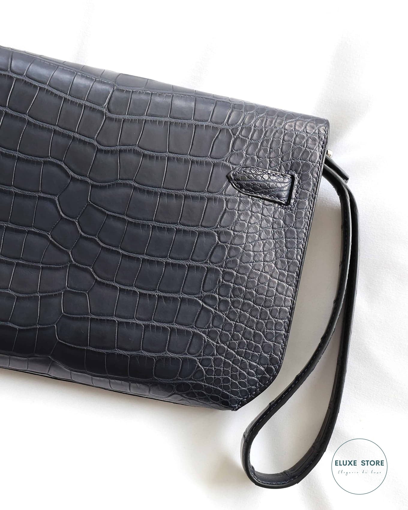 Hermès Kelly Depeche 25 Blue Nuit Matte Alligator Pochette Crocodile Skin Clutch Bag | ELUXE STORE