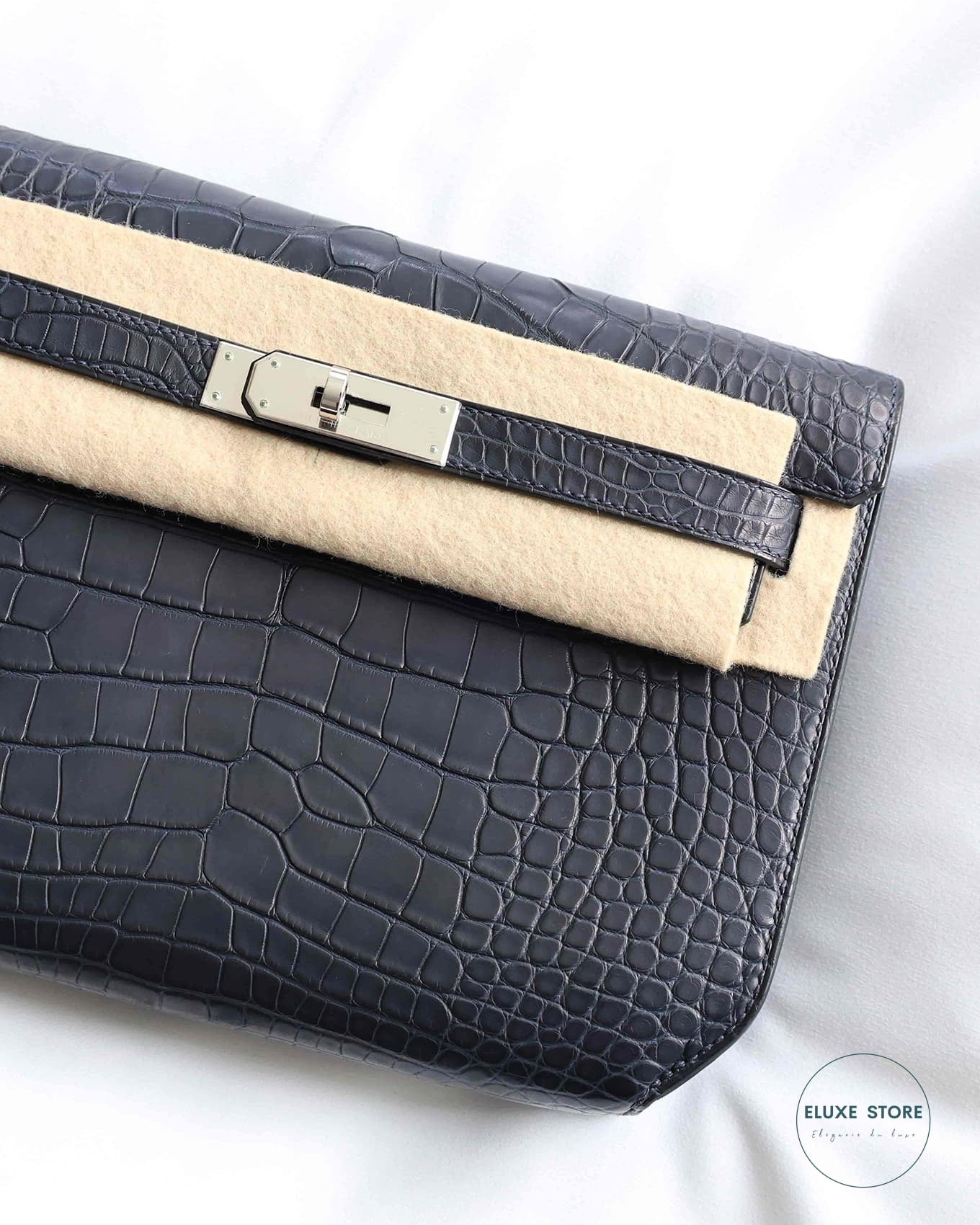 Hermès Kelly Depeche 25 Blue Nuit Matte Alligator Pochette Crocodile Skin Clutch Bag | ELUXE STORE