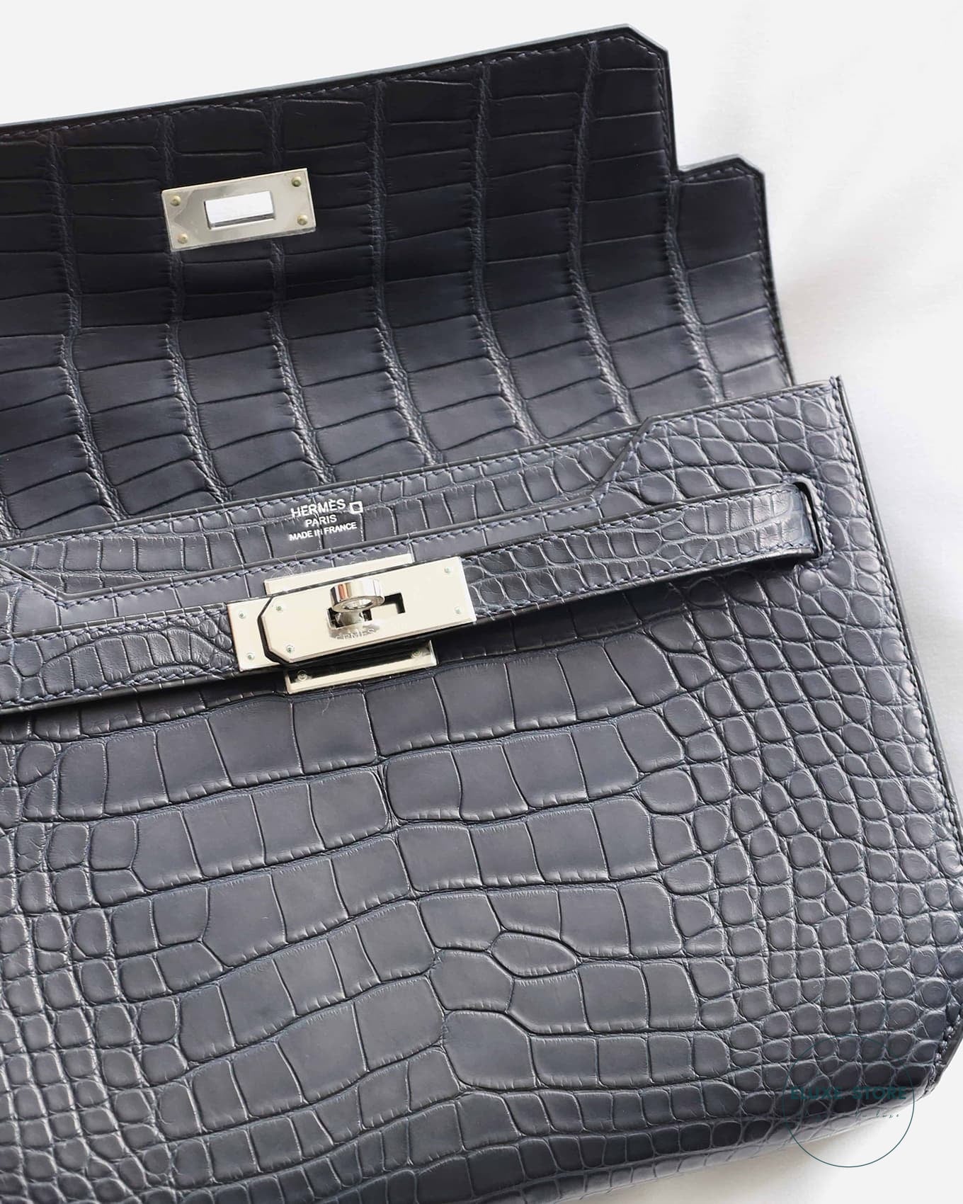 Hermès Kelly Depeche 25 Blue Nuit Matte Alligator Pochette Crocodile Skin Clutch Bag | ELUXE STORE