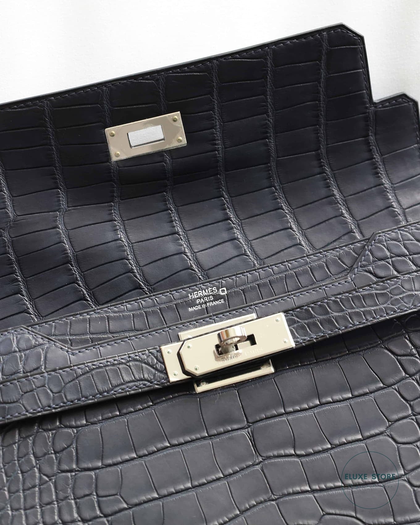 Hermès Kelly Depeche 25 Blue Nuit Matte Alligator Pochette Crocodile Skin Clutch Bag | ELUXE STORE