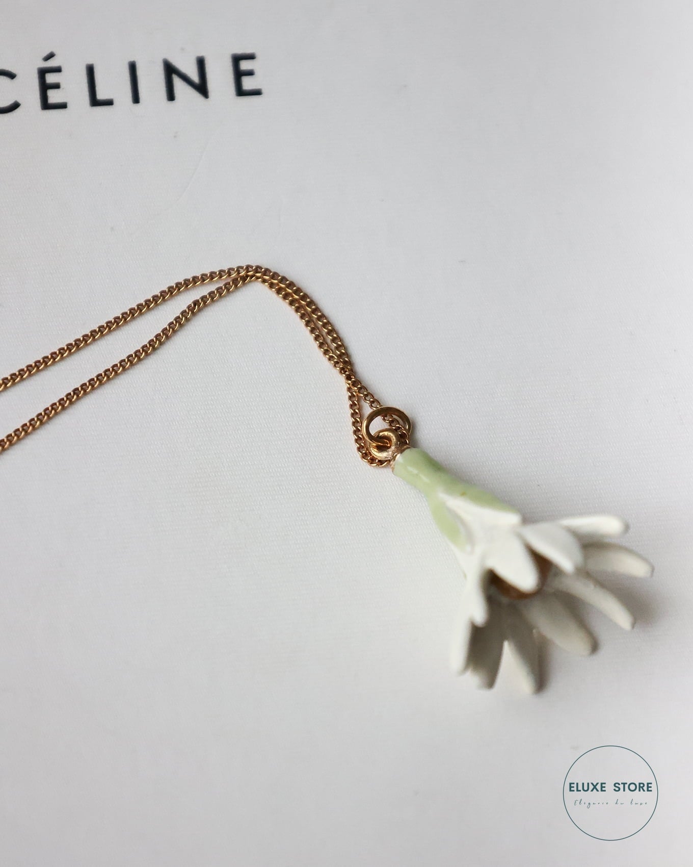 Old Céline by Phoebe Philo Fall Winter 2015 FW15 Porcelain Flower Runway Necklace | ELUXE STORE