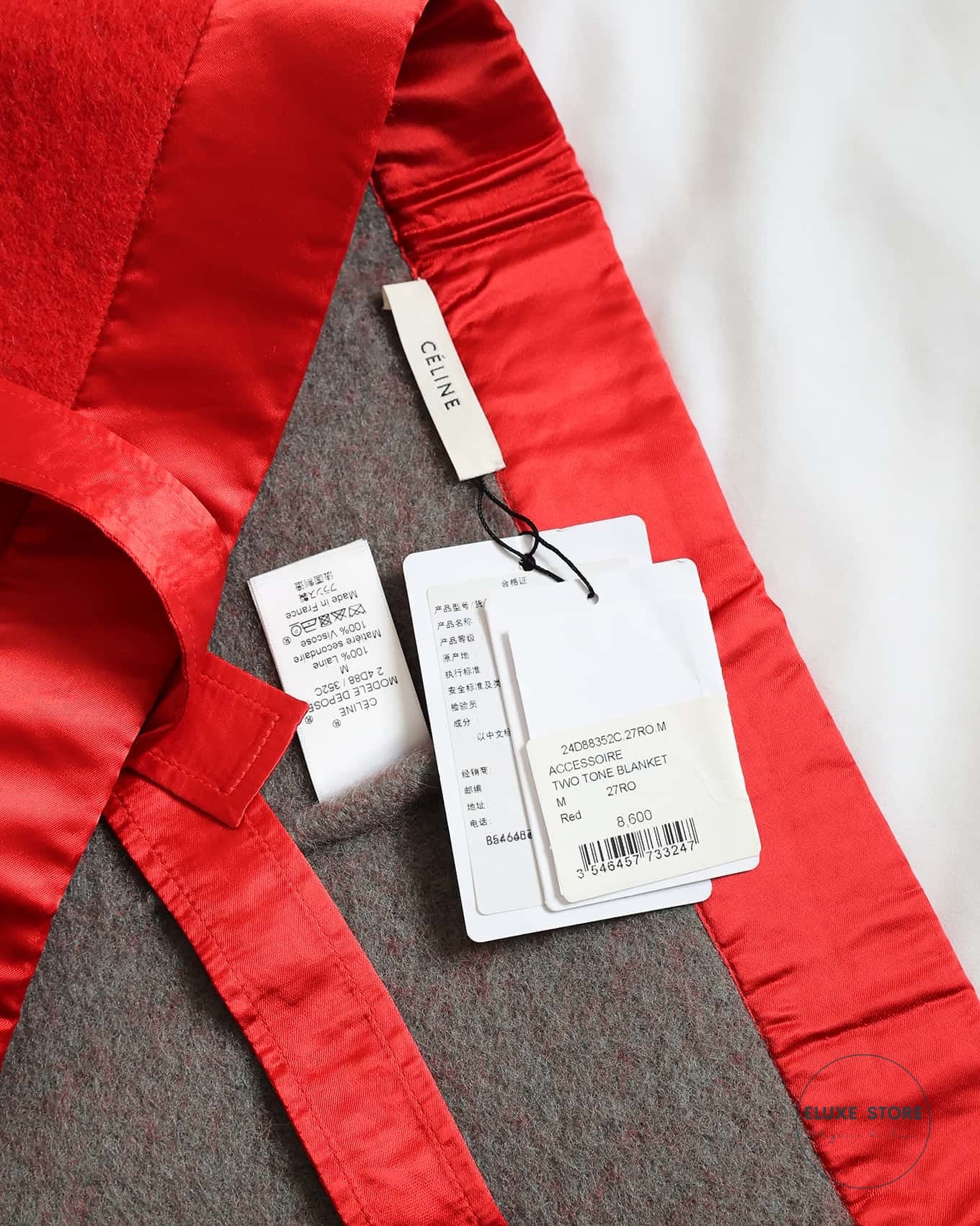 Old Céline by Phoebe Philo 2018 Red Wool Pocket Patch Cape | ELUXE STORE