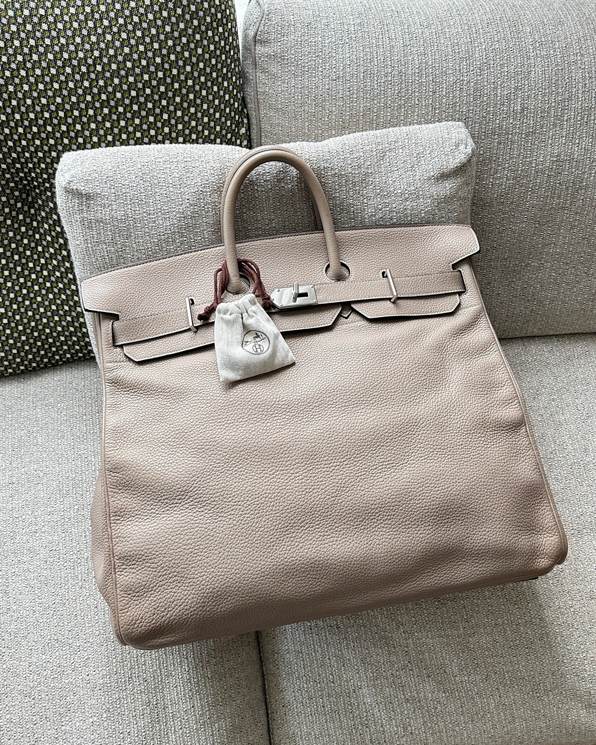 Hermès Birkin HAC Haut à Courroies 50 Gris Tourterelle Togo from 2010 | ELUXE STORE