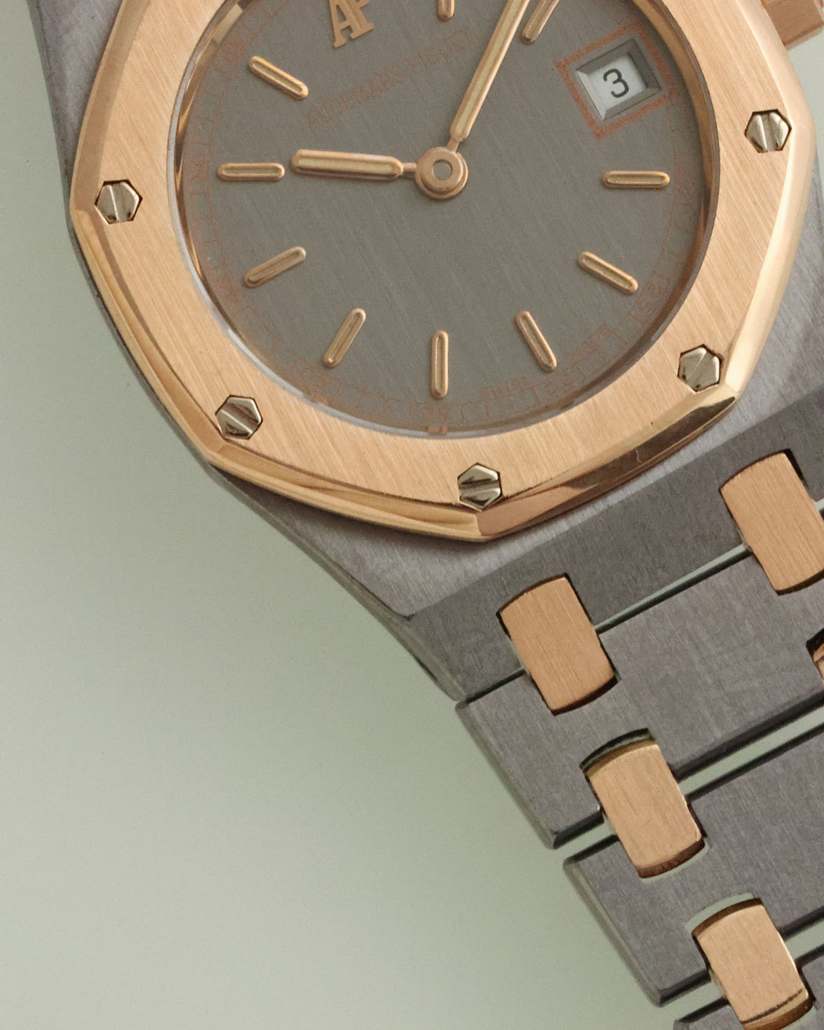 Audemars Piguet Royal Oak 59102TR Tantalum & Rose Gold 25mm Quartz circa 1989