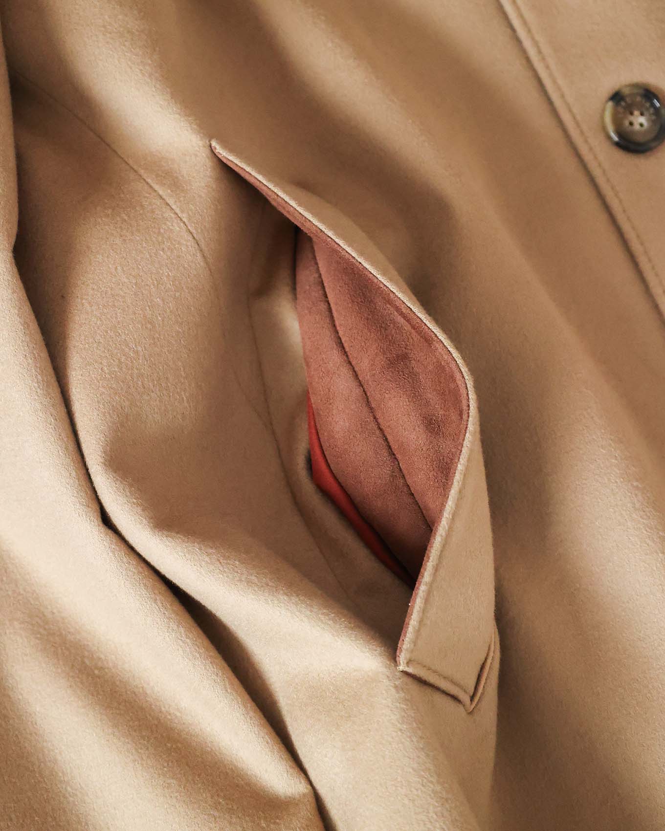 Loro Piana Norton Cashmere Green Storm System Coat | ELUXE STORE Elegance du luxe

Brand: Loro Piana
Size: M
Collection and Year: Fall Winter 2024
Condition: New, never used