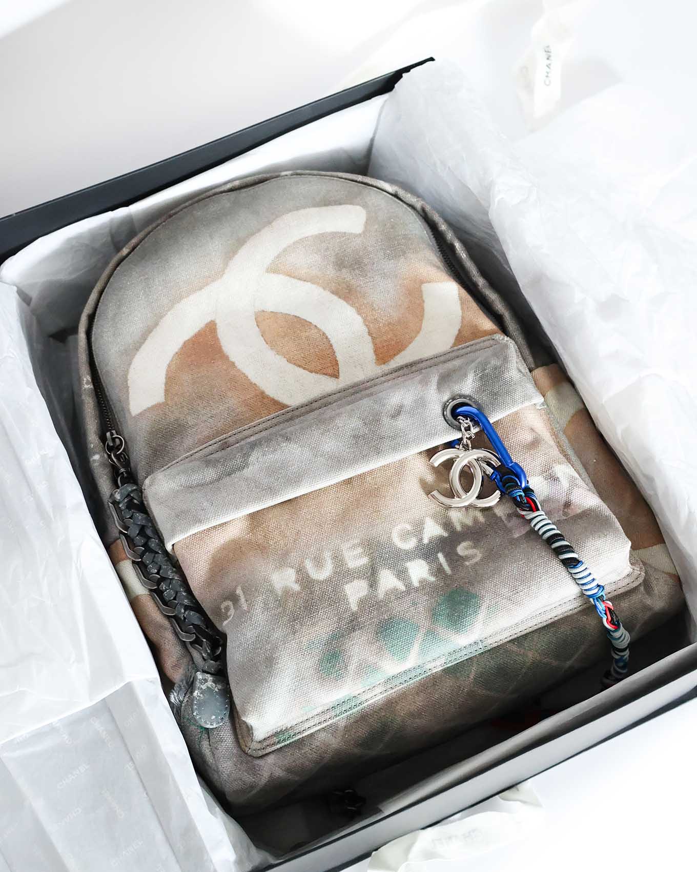 Chanel SS14 Artclass Light Grey Canvas Large Graffiti Backpack FULL SET