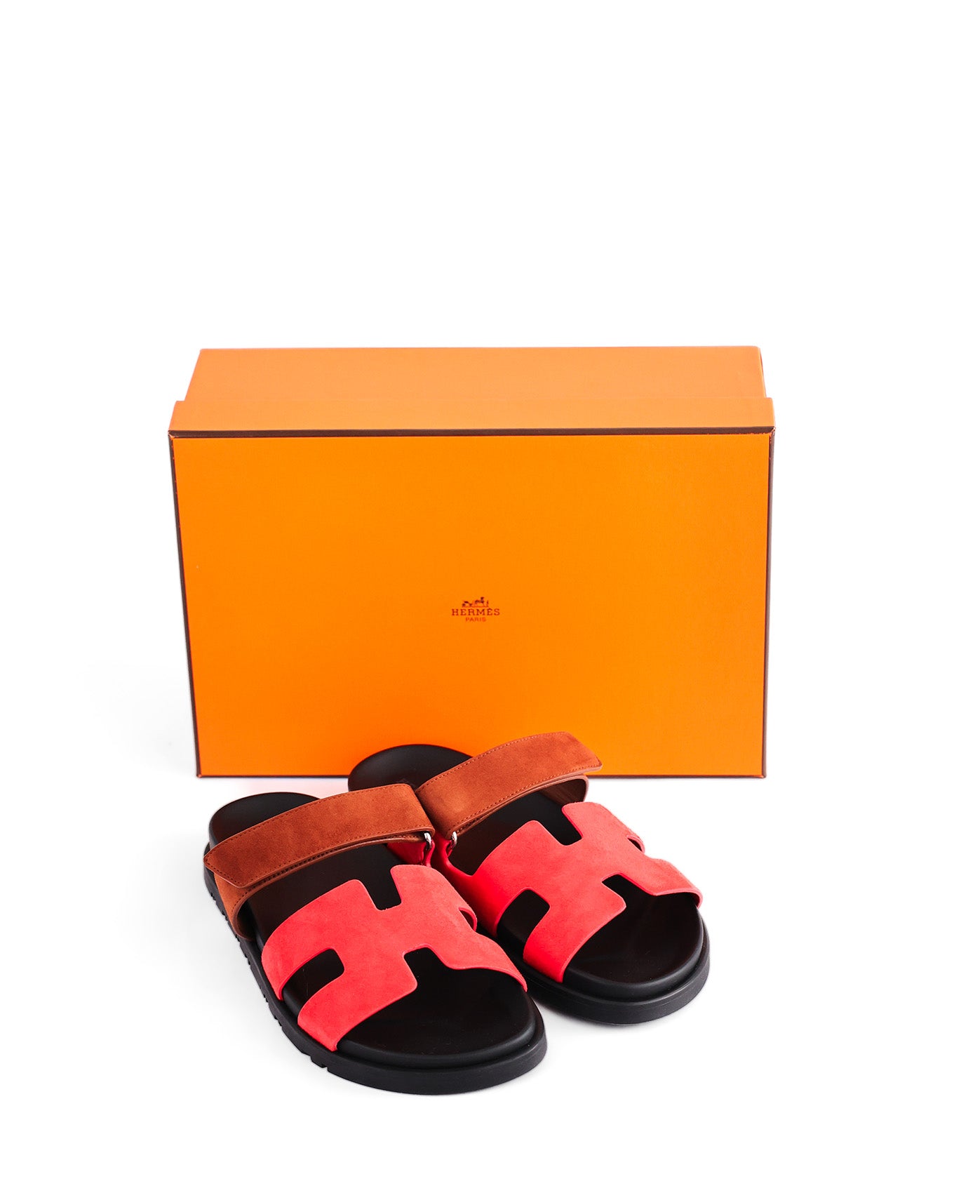 Hermès Chypre Sandals Rouge Cinetique Gold Suede EU 37 front view