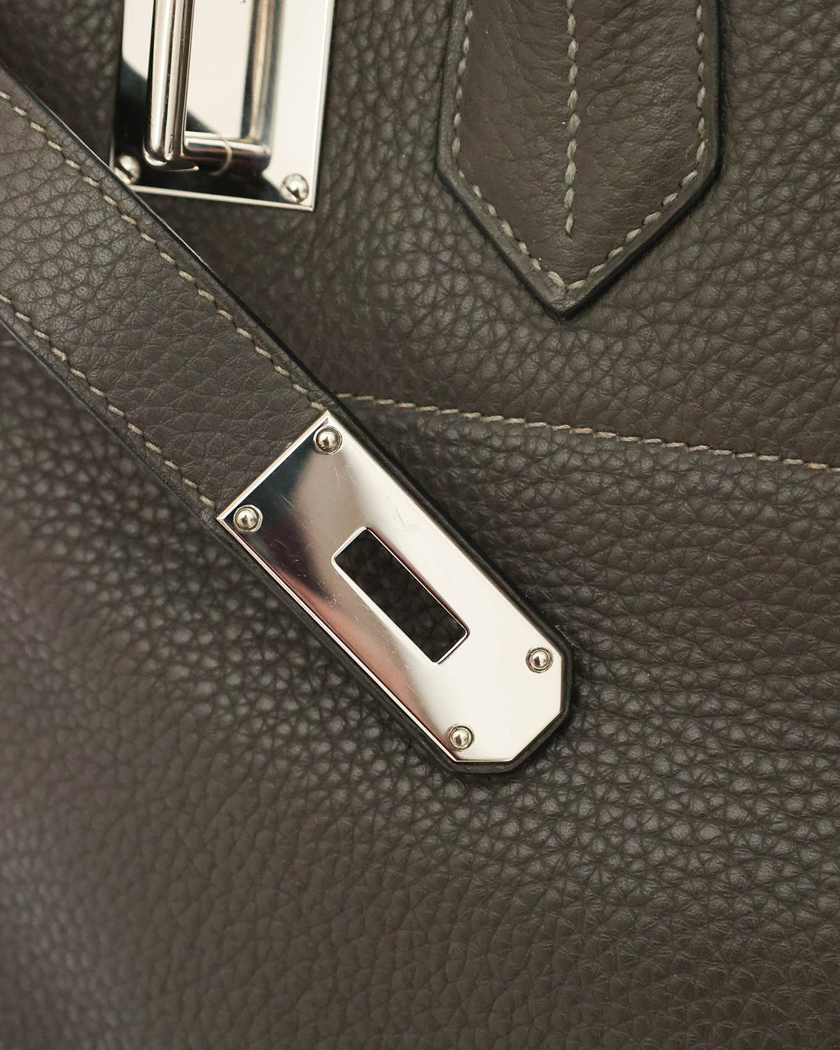 Hermès HAC Haut à Courroies 40 Gris Etain Togo 2010 - strap plate detail - image 12